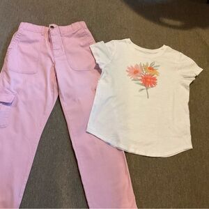 Old Navy Soft Pink Chino Pants with old Navy graphic floral t-shirt (outfit)